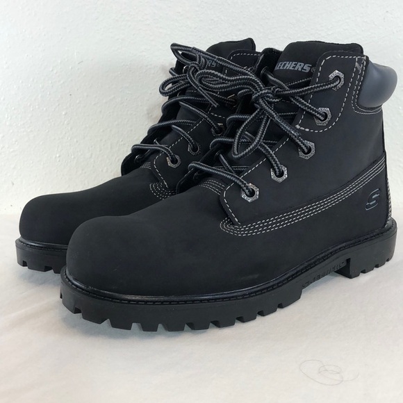 Sketchers boots size 4.5 SN 405656L Black NWOT Black Youth - Picture 1 of 10